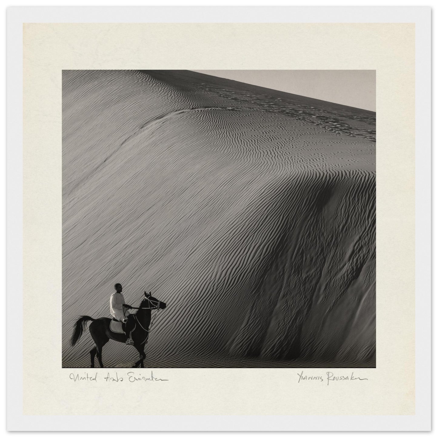 b550963f-9382-4403-8de9-e562fa2316b5